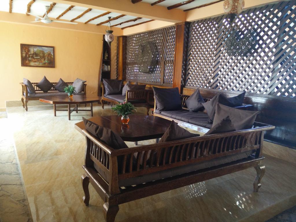 Arabian Nights Hotel 帕杰 外观 照片