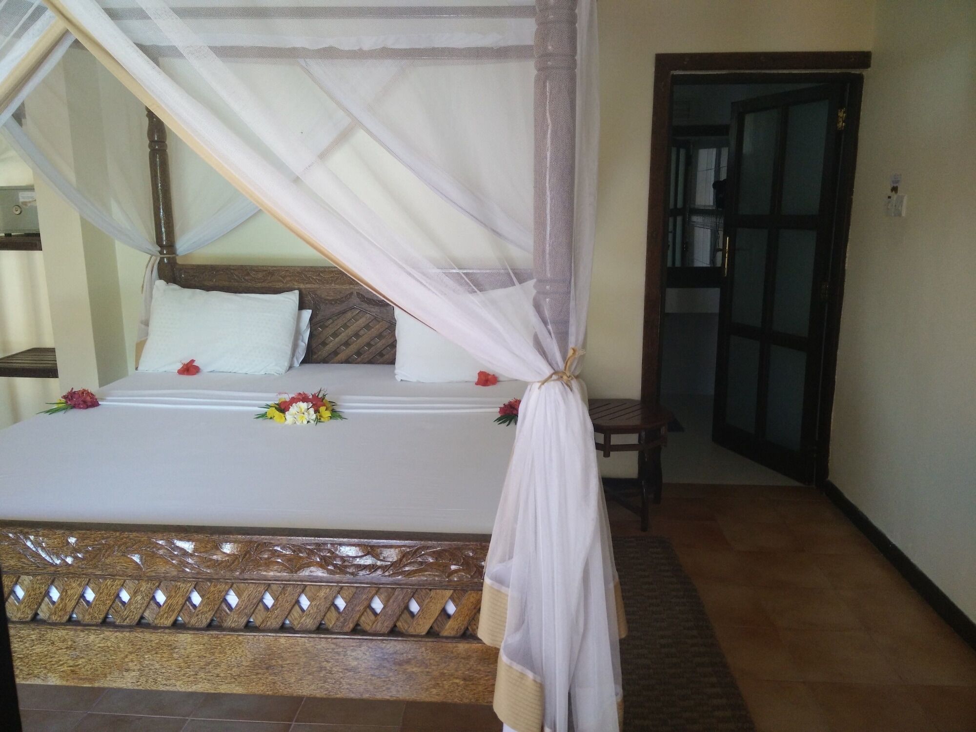 Arabian Nights Hotel 帕杰 外观 照片